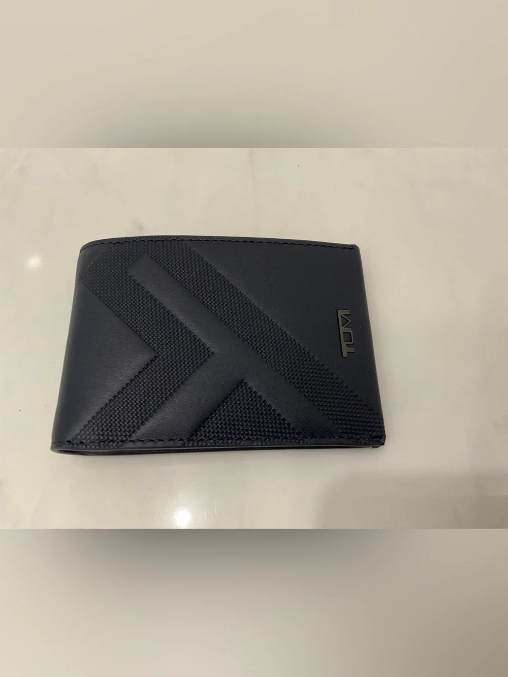 NEW Tumi Embossed “T” Slim Single Billfold Wallet - 100% NAVY BLUE LEATHER